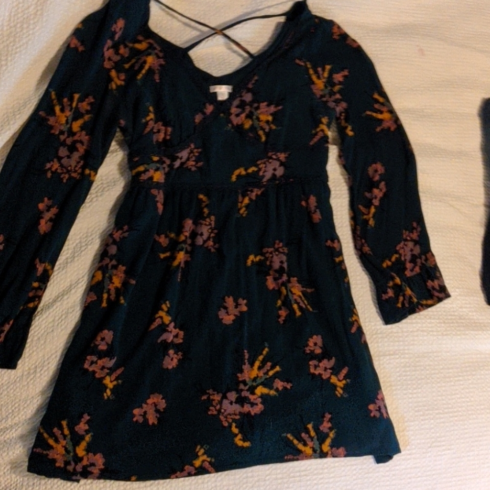 Green Xhilaration floral boho gypsy dress
